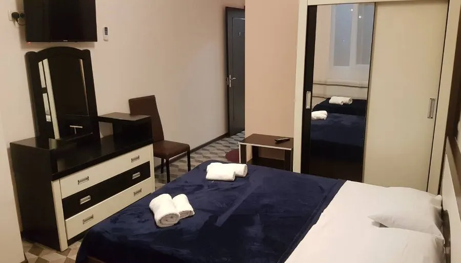 HOTEL GOLDEN STAR — Photo 23