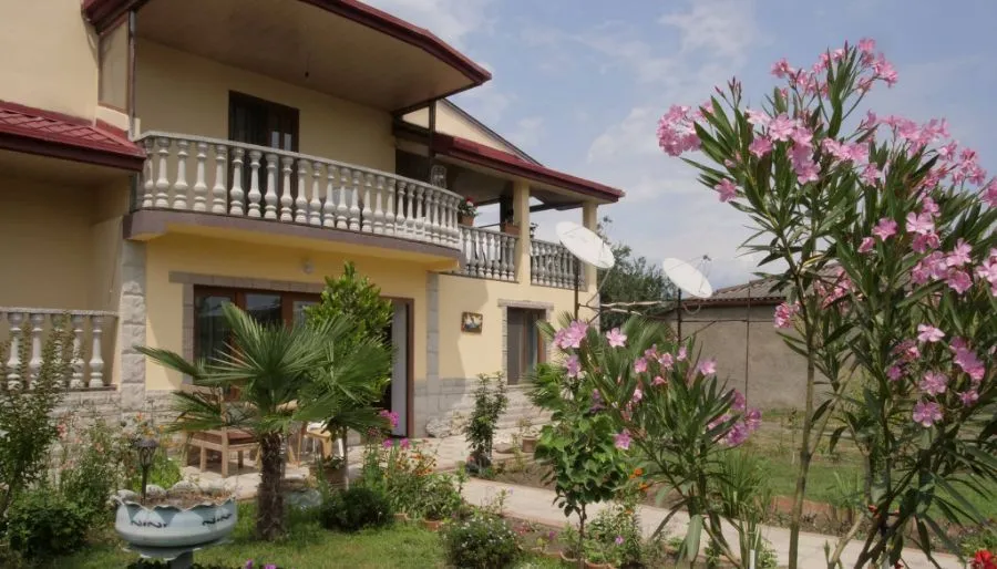 Alex's guest house — Photo 26