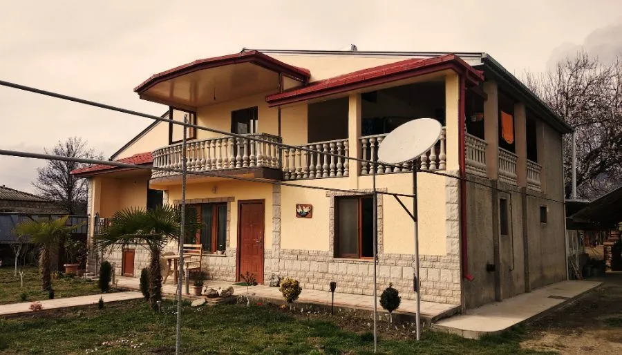 Alex's guest house — Photo 22