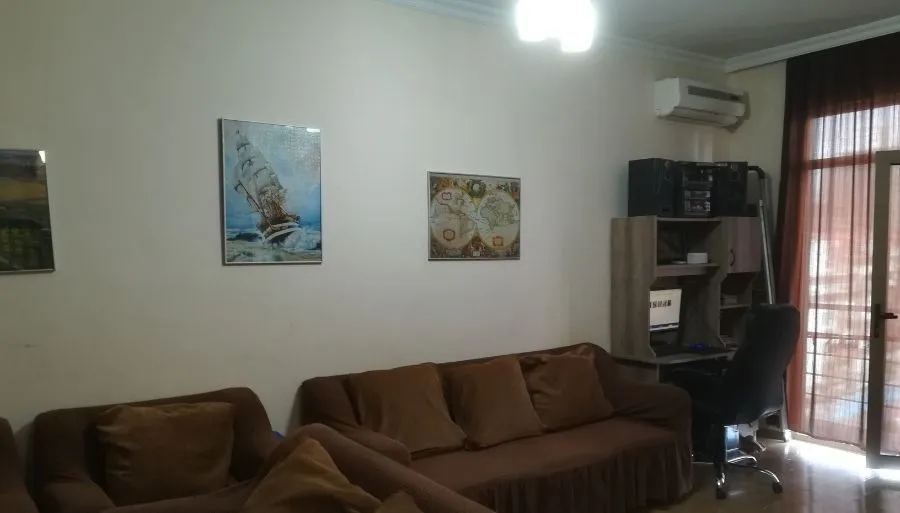 Comfortable apartment in Batumi — Photo 15