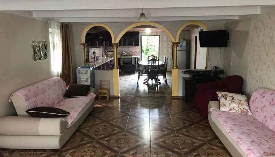 EMILI — Photo 14
