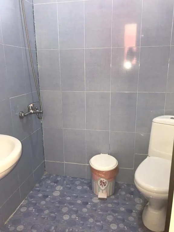 ORANGE HOUSE — Photo 19