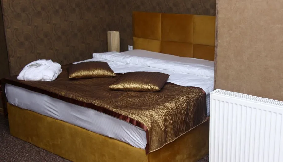 Hotel Makona — Photo 15