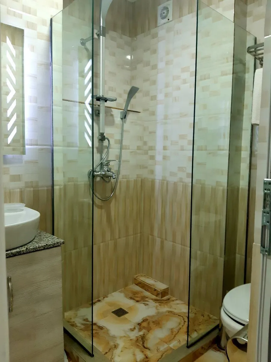 Dest Hotel — Photo 12