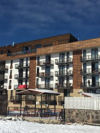 Hotel Mgzavrebi  8th block