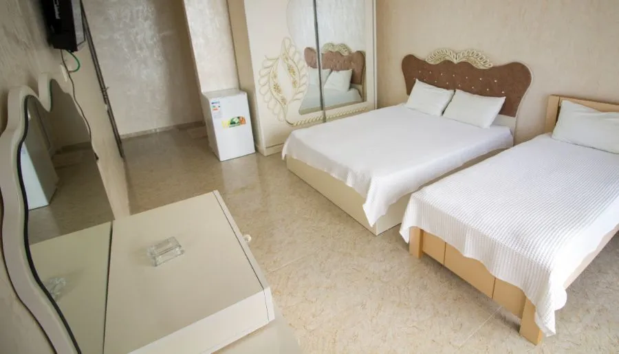 HOTEL MEDEA — Photo 25