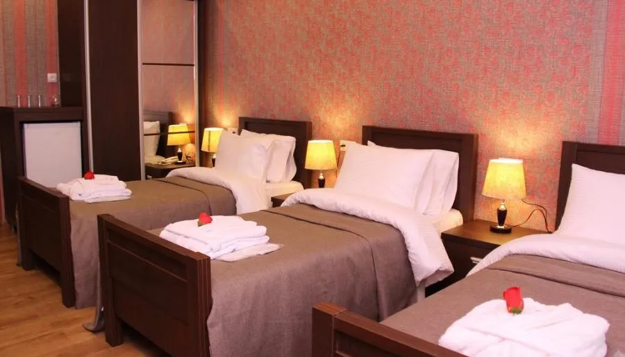 Hotel Monopoli Kutaisi — Photo 11