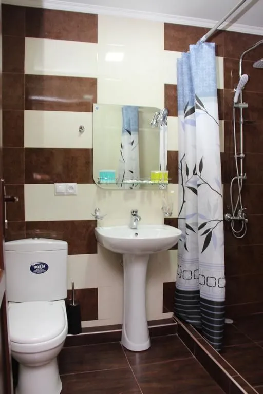 Hotel Monopoli Kutaisi — Photo 16