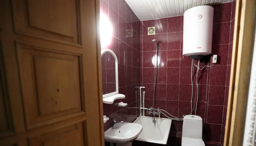 Family Rooms — Photo 20