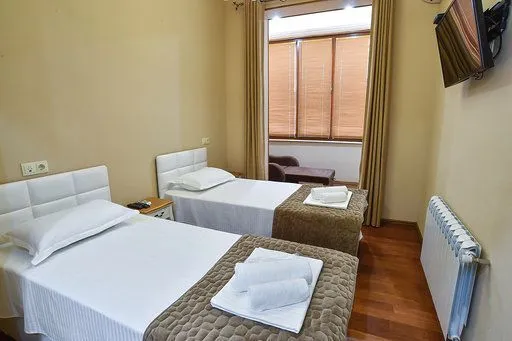 Exclusive Apartment in the Heart of Old Kutaisi — Photo 39