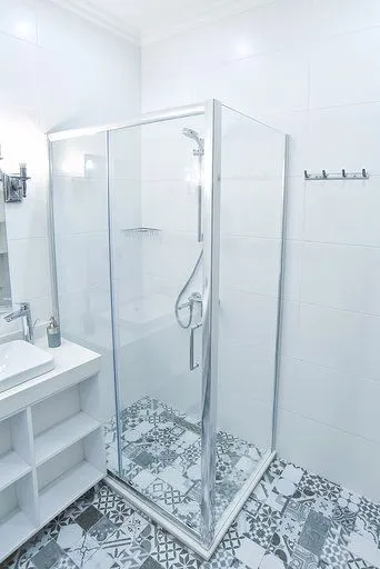 Exclusive Apartment in the Heart of Old Kutaisi — Photo 26
