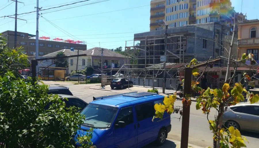 Full House — Photo 37