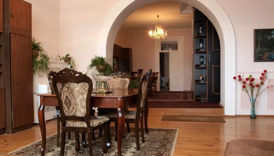 Hotel Neli Telavi — Photo 10