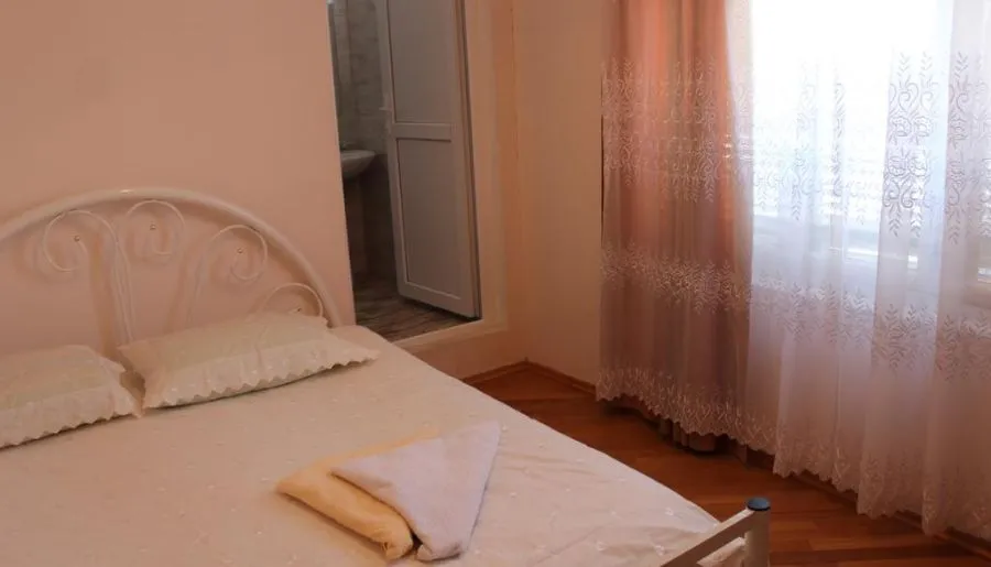 Guest house Alvani — Photo 37