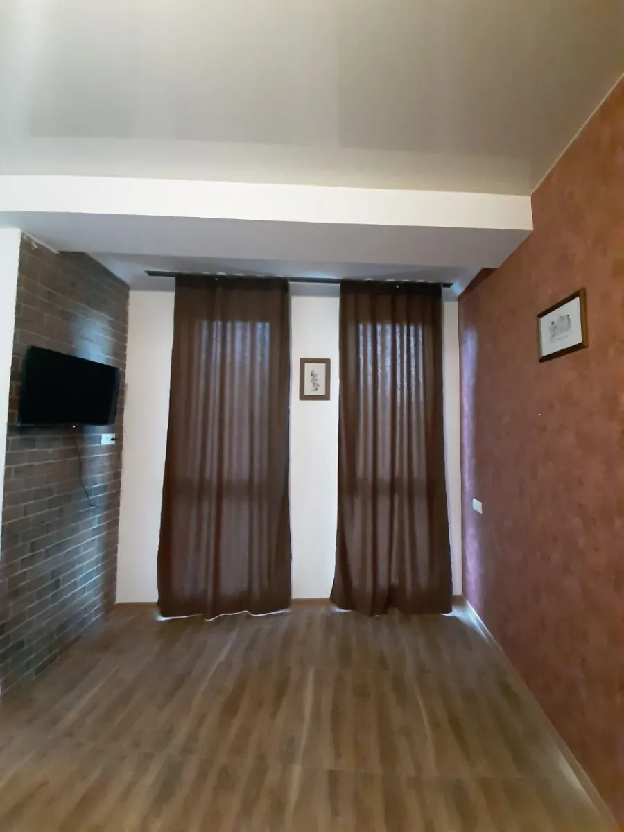 Apartment 113 — Photo 28