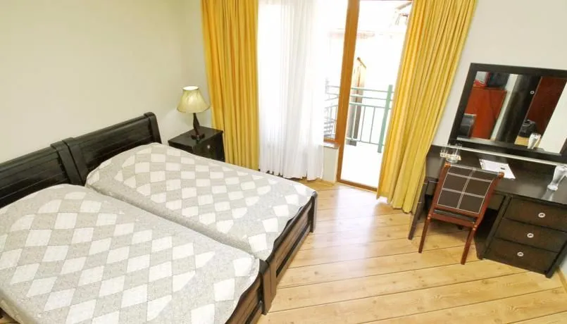 Hotel Penthouse — Photo 22