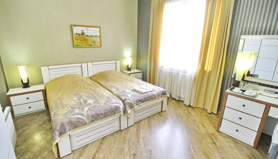 Hotel Penthouse — Photo 20
