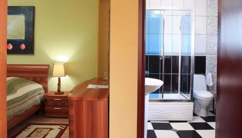 Hotel Penthouse — Photo 23