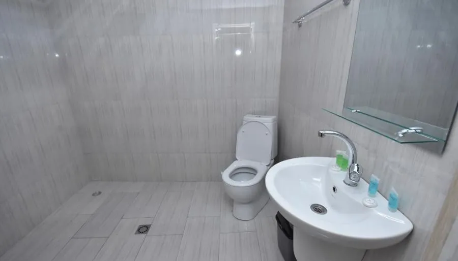 River S hotel — Photo 17