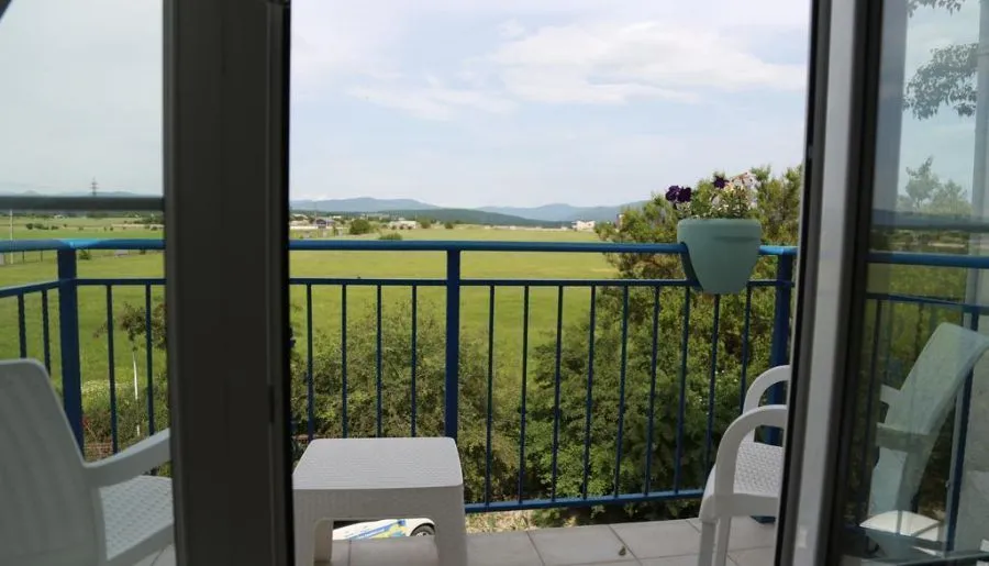 Laguna Beach Club Hotel at Bazaleti Lake — Photo 54