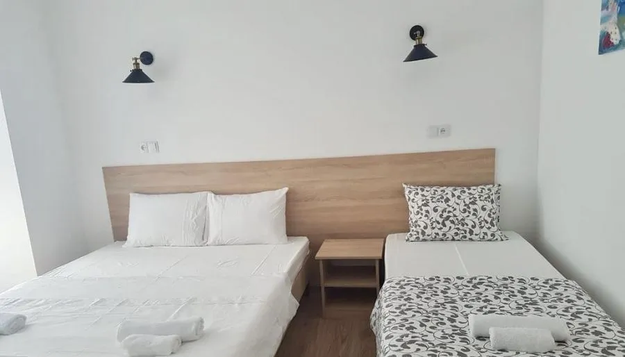 Laguna Beach Club Hotel at Bazaleti Lake — Photo 46