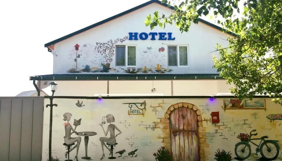 Laguna Beach Club Hotel at Bazaleti Lake — Photo 20