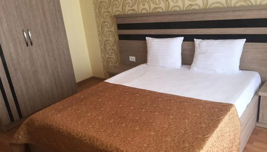 Lazuri Hotel — Photo 37