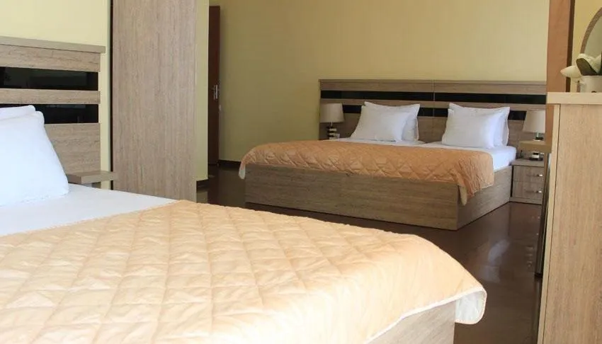 Lazuri Hotel — Photo 27