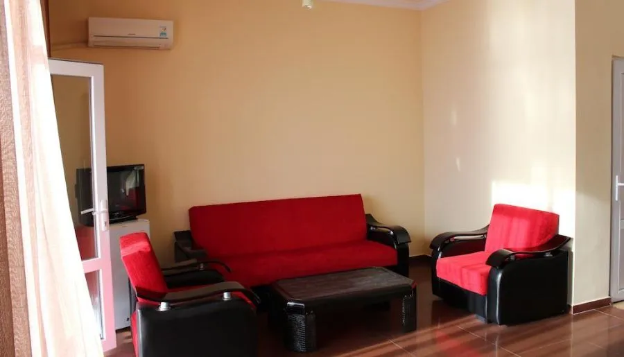 Lazuri Hotel — Photo 49