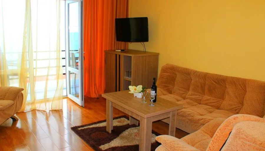 Lazuri Hotel — Photo 47