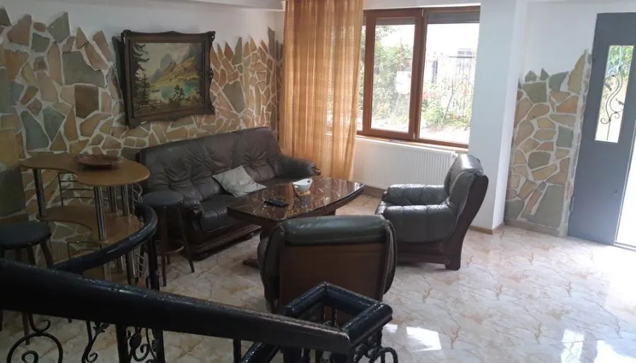 MM House — Photo 18