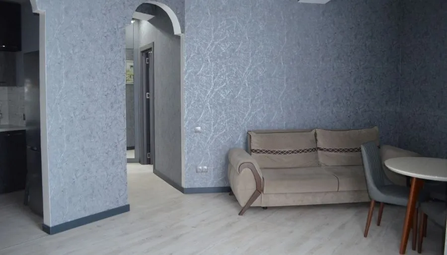 Green Apartment — Photo 10