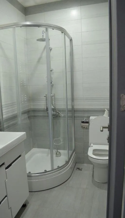 Green Apartment — Photo 17
