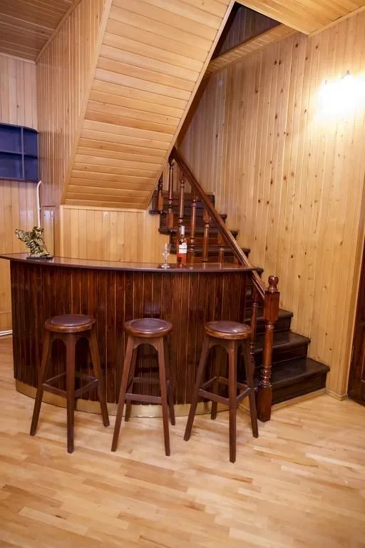 Central House — Photo 4