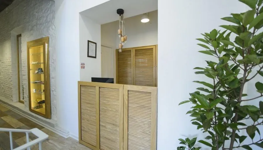 MARIINSKY APARTMENTS & HOTEL — Photo 6