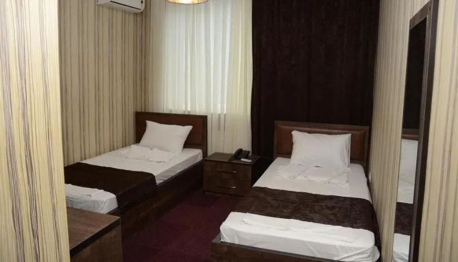 GREEN HOTEL — Photo 37