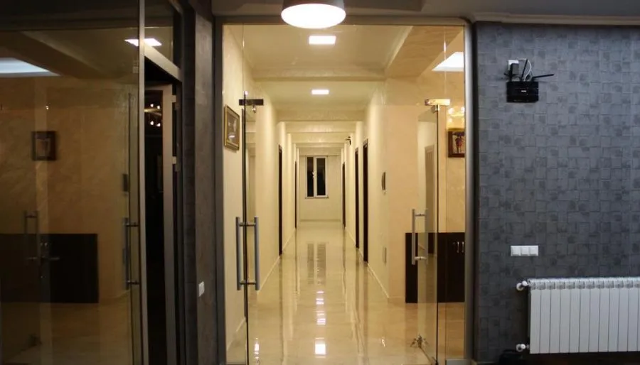 GREEN HOTEL — Photo 13