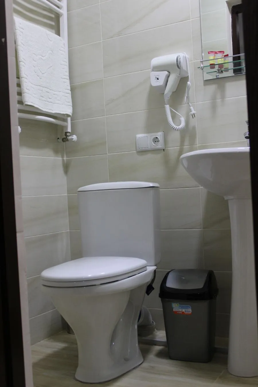 MM HOTEL — Photo 30