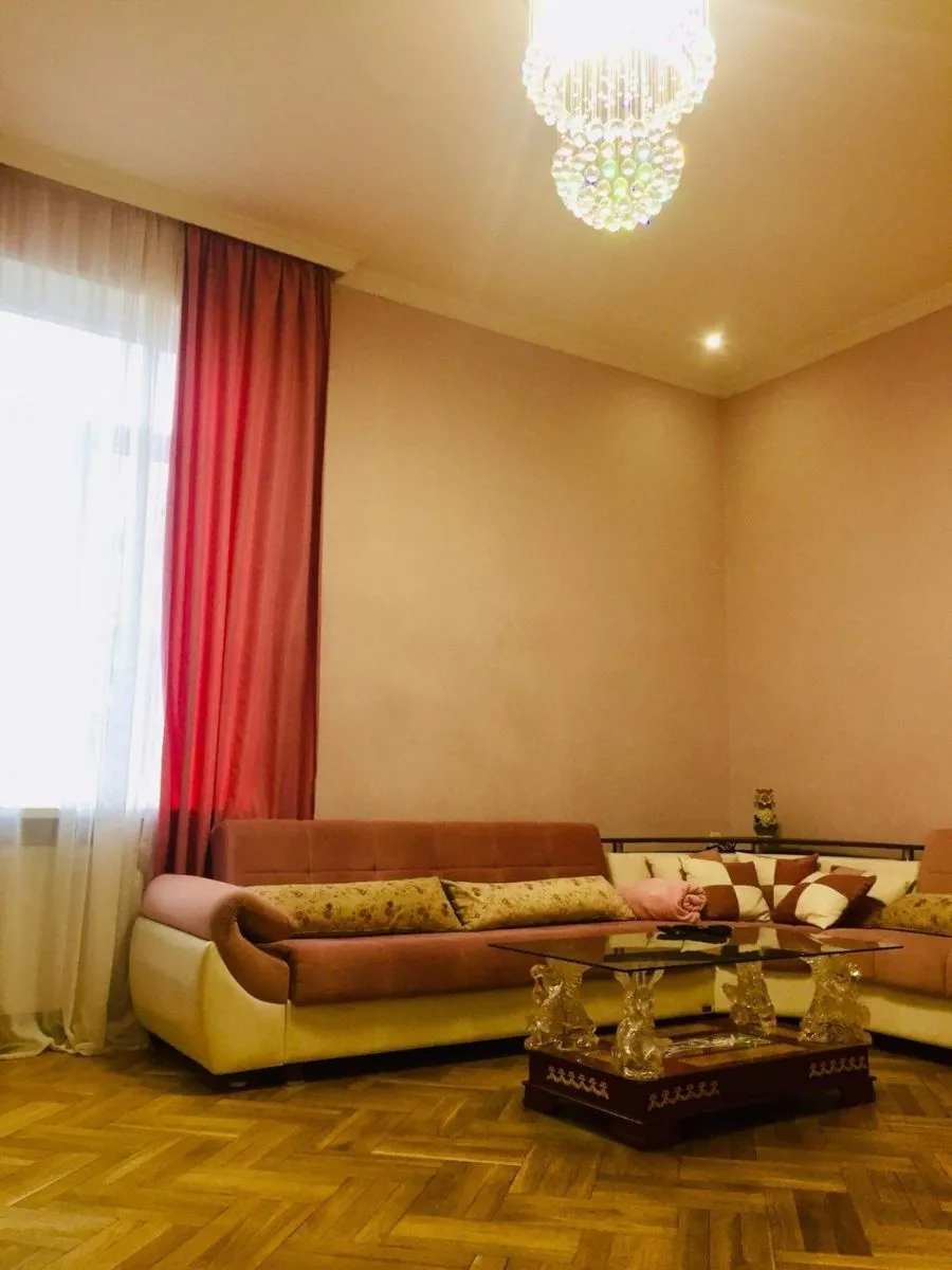 Lucky apartment — Photo 8