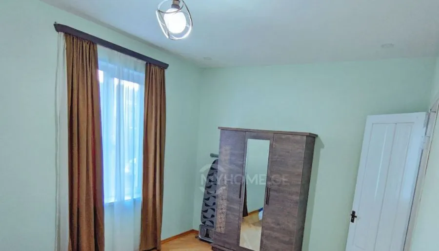 Apartment in old Tbilisi, Metekhi — Photo 30