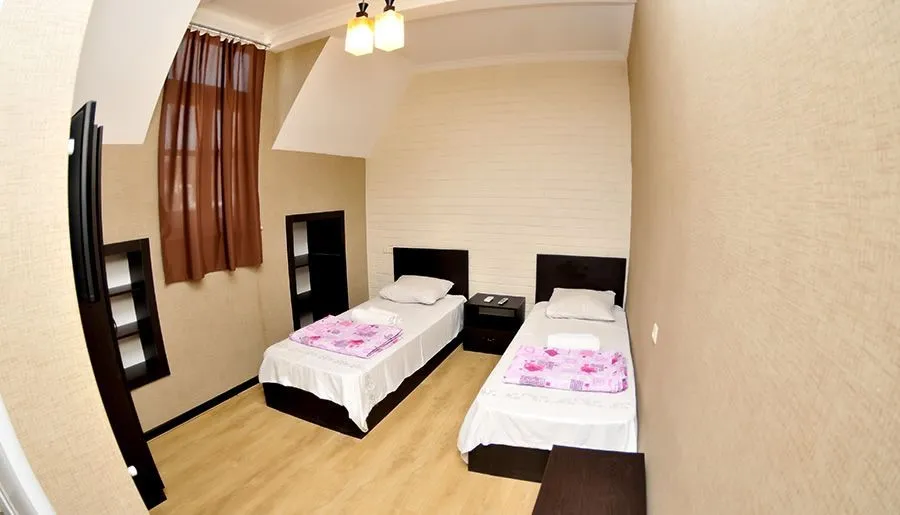 HOTEL LUX — Photo 8