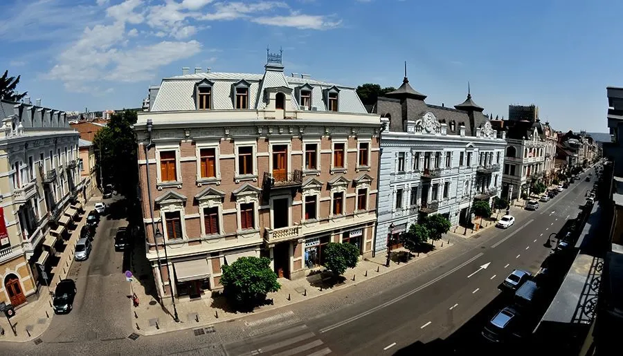HOTEL LUX — Photo 15