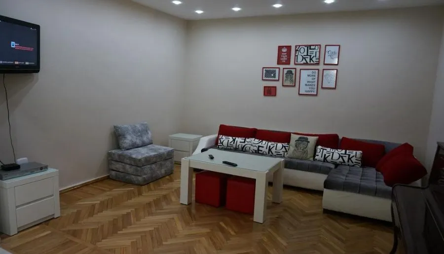 White tiger in  center Tbilisi — Photo 20