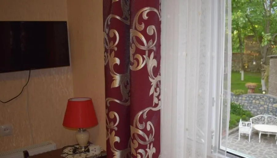 Guesthouse Lago & Wine Cellar — Photo 49