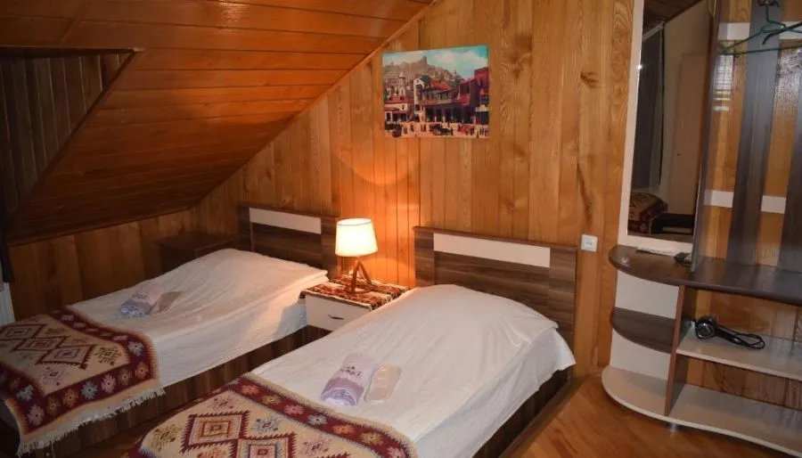 Guesthouse Lago & Wine Cellar — Photo 76