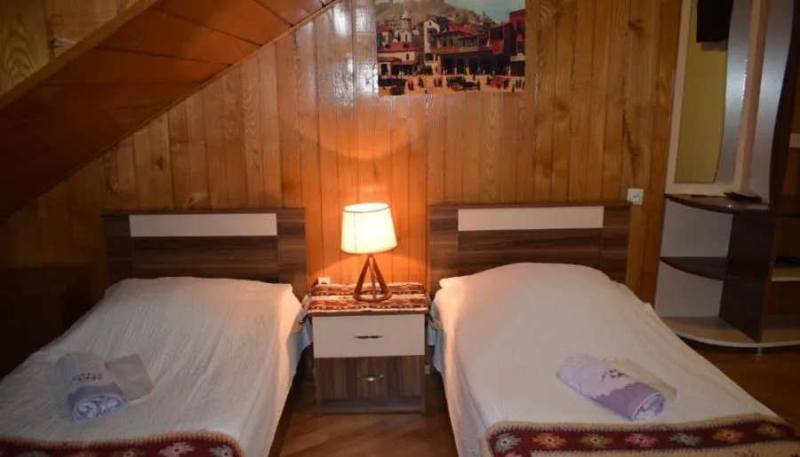 Guesthouse Lago & Wine Cellar — Photo 75