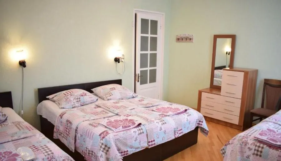 Guesthouse Lago & Wine Cellar — Photo 77