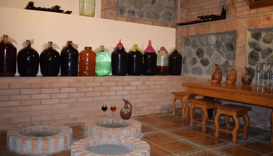 Guesthouse Lago & Wine Cellar — Photo 42