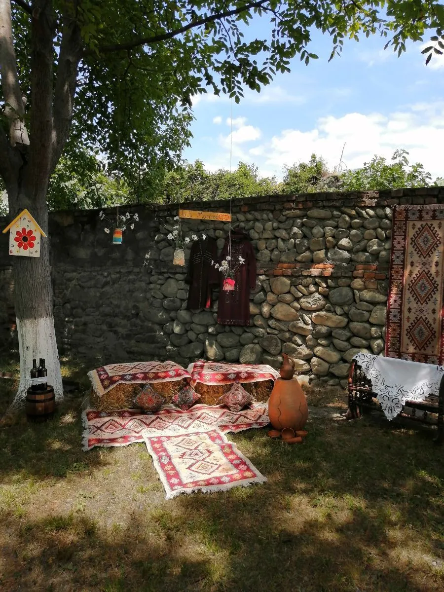 Guesthouse Lago & Wine Cellar — Photo 37