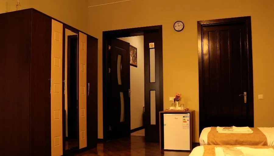 SISNO HOTEL — Photo 34